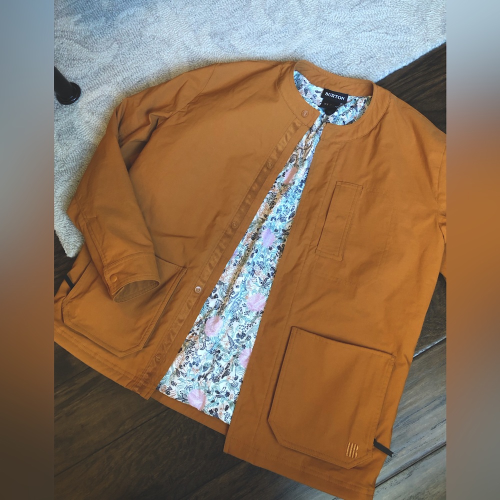 NWOT Burton jacket